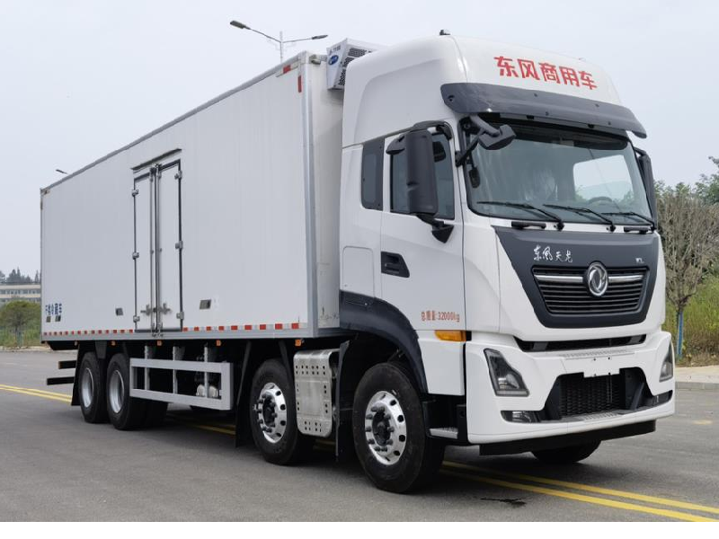 東風(fēng)前四后八冷藏車